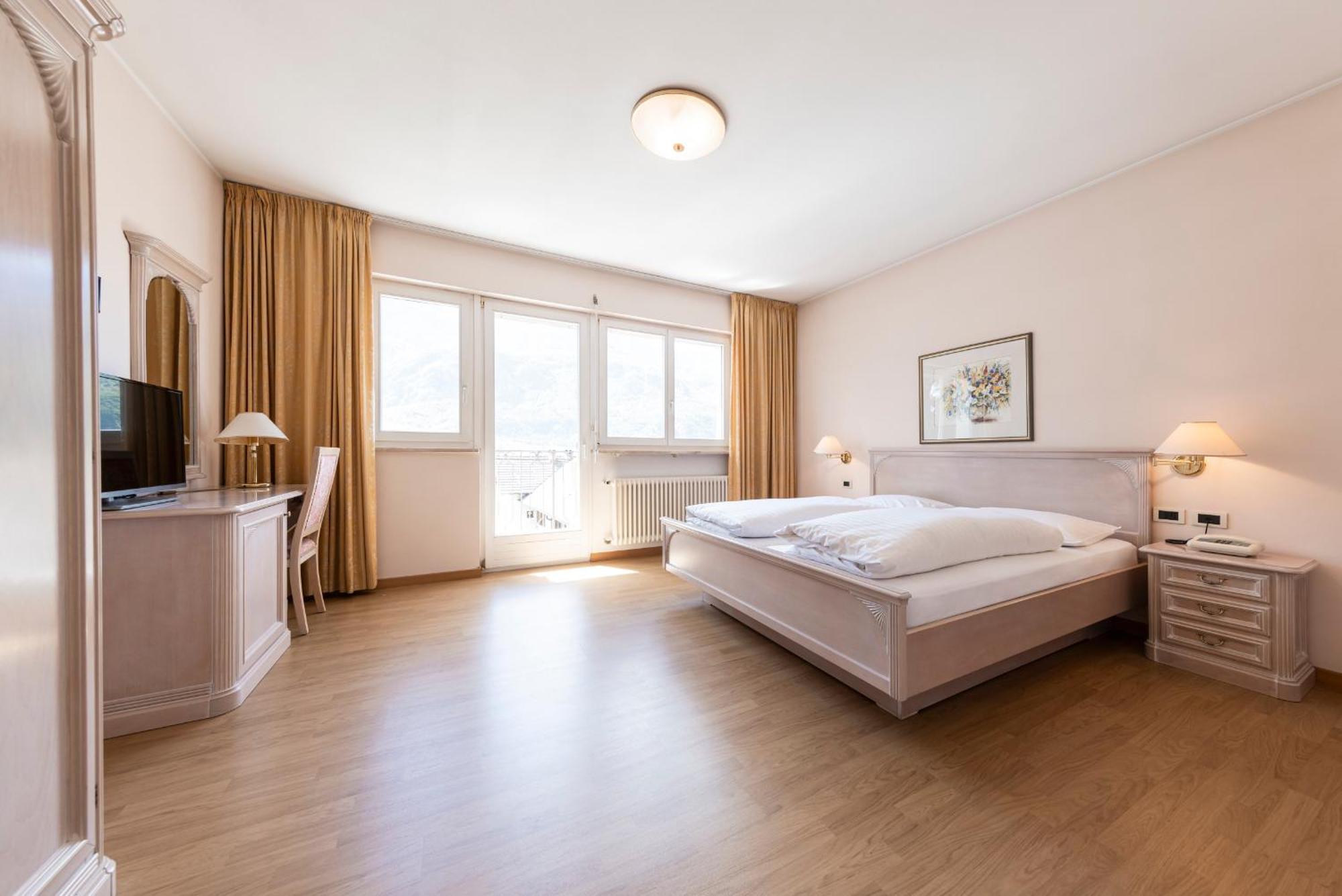 Weingarten Terlan - Rooms & Breakfast Oda fotoğraf